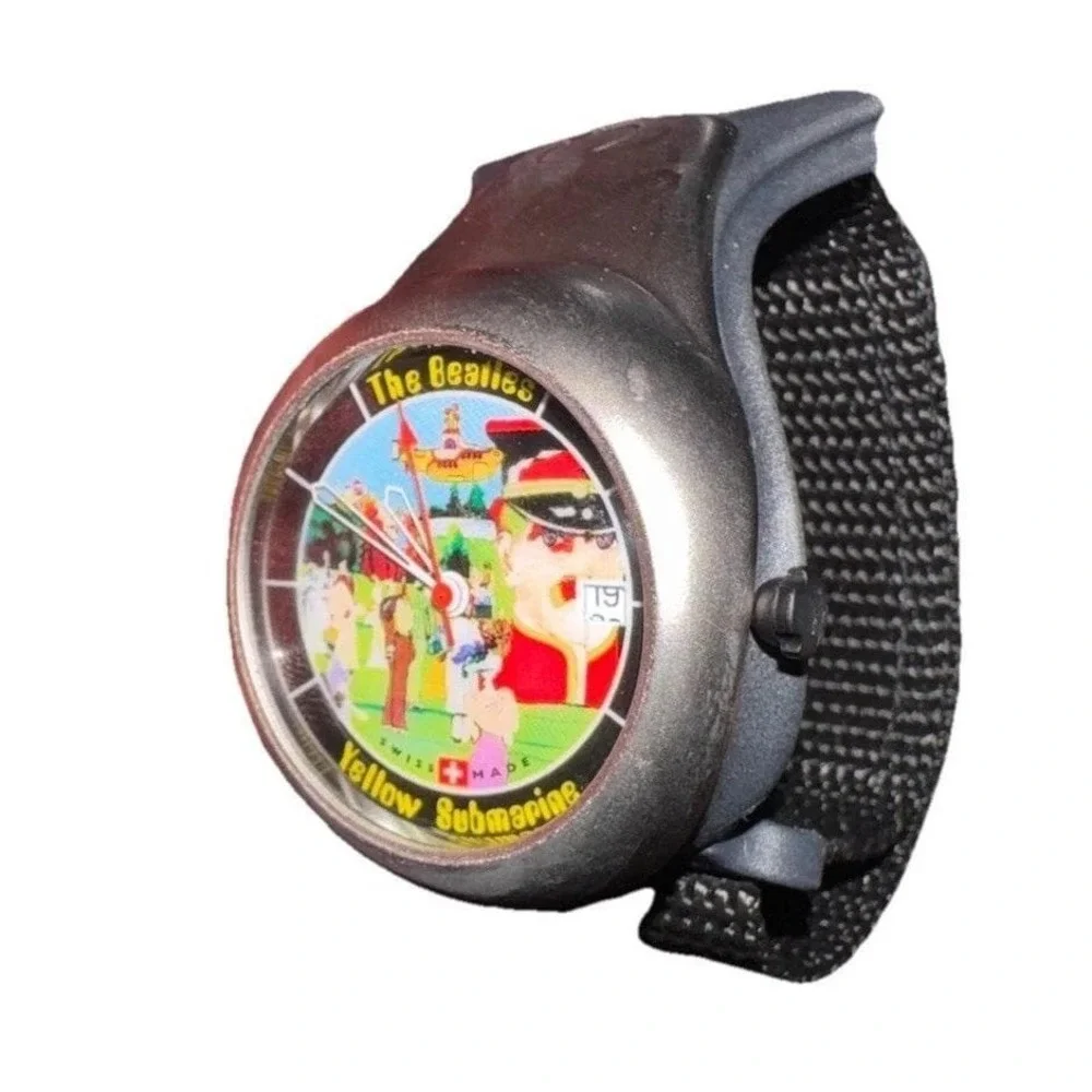 Vtg 1999 BEATLES Yellow Submarine Watch in Face Design Yellow Original Box